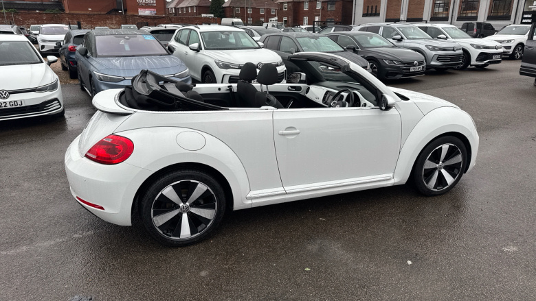Volkswagen Beetle 1.6 TDI BlueMotion Tech Design 2dr Diesel Cabriolet